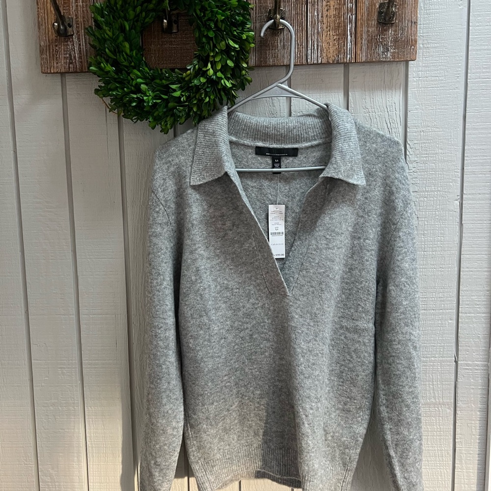 White House Black Market Light Gray V-Neck Sweater
